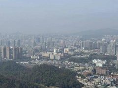 就像打开了天空的“加湿