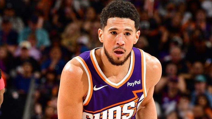 东契奇创历史纪录 詹姆斯超越贾巴尔登顶